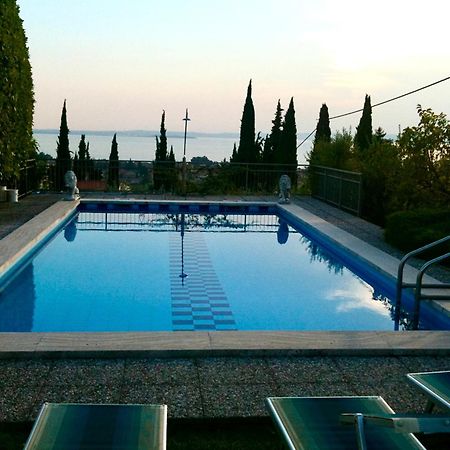 Poli Villa'S Apartment Bardolino Exterior photo