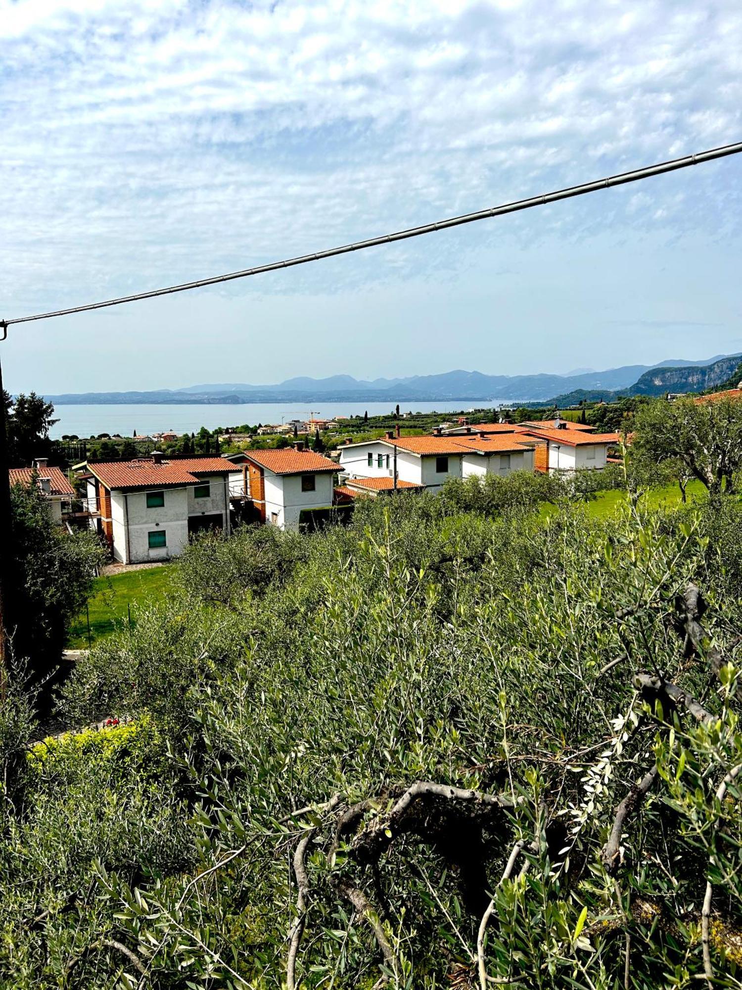 Poli Villa'S Apartment Bardolino Exterior photo